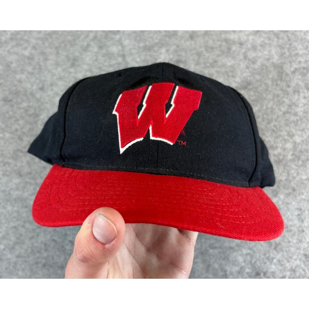 VINTAGE 90s NCAA Wisconsin Badgers Rose Bowl Hat Cap Men One Size Black Snapback